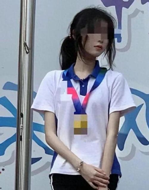 和闺蜜半夜吃瓜视频,闺蜜俩的神秘吃瓜视频大揭秘