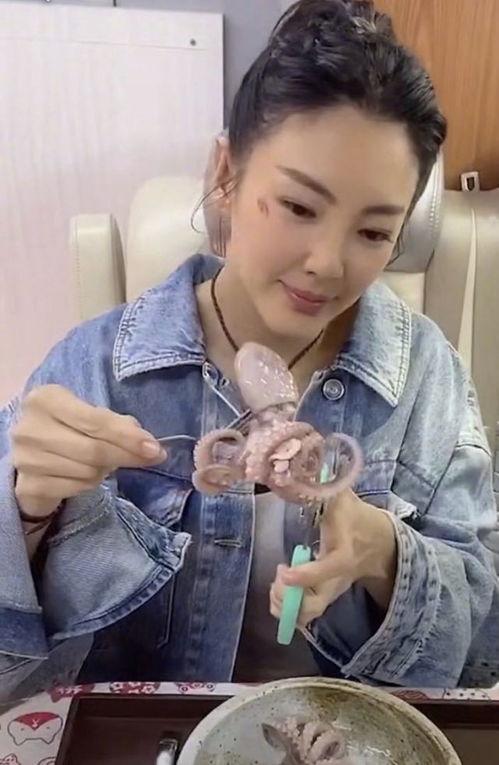 罗志祥吃瓜难受视频,娱乐圈真相令人咋舌